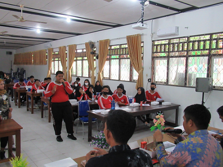 Minimnya Pengetahuan Rakyat Mengenai  Demokrasi, Pemilu dan Pengawasan Pemilu