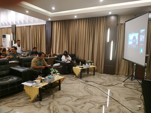 Meeting Zoom dengan Pengawas Internal Bawaslu RI mengenai Rapat Persiapan Audit APD dan Pembahasan Awal Bawaslu Provinsi Kalimantan Tengah TA 2020 - Bagian Bawaslu Kab. Kotawaringin Barat