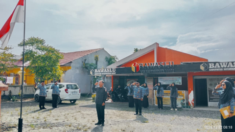 Foto Pelaksanaan Upcara Memperingati Hari Ibu ke - 97 Tahun 2025